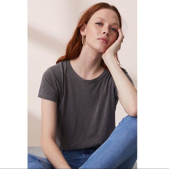 Sundry Play Nice Tie Back Tee in Black - Picture 3 of 7